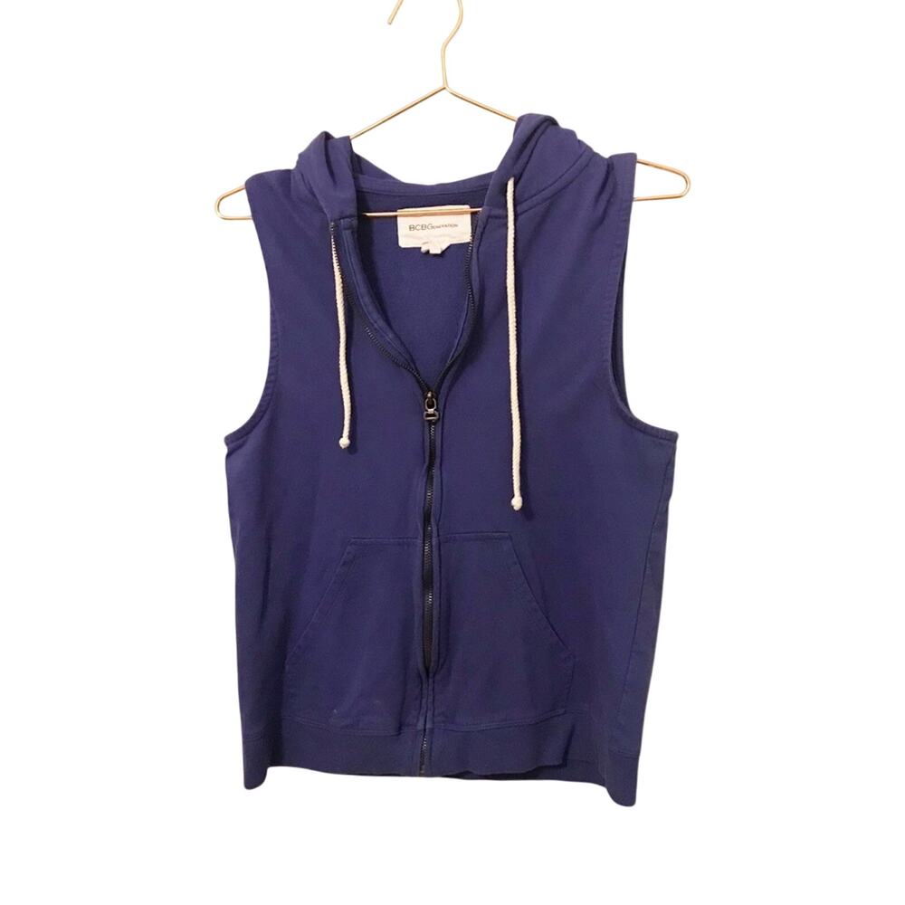 BCBG hooded sleeveless jacket with pockets size medium